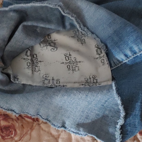 Decree cut off distressed shorts - Picture 6 of 7